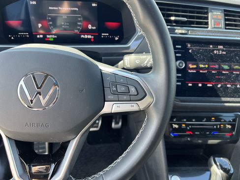 Certified 2023 Volkswagen Tiguan SE R-Line image 19
