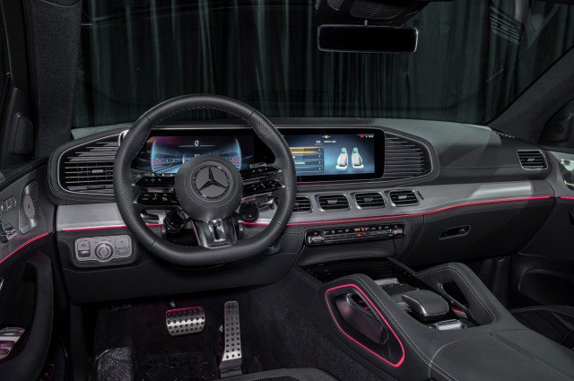 New 2026 Mercedes-Benz GLE 53 AMG 4MATIC Coupe image 19