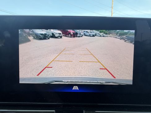 Used 2025 Chevrolet TrailBlazer LT w/ Driver Confidence Package FWD image 17