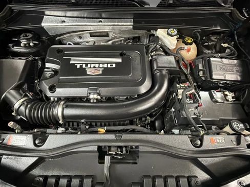Used 2020 Cadillac XT4 Luxury FWD image 24