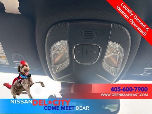 Used 2025 Jeep Compass Trailhawk AWD/4WD image 28