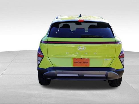 Used 2024 Hyundai Kona Limited image 6