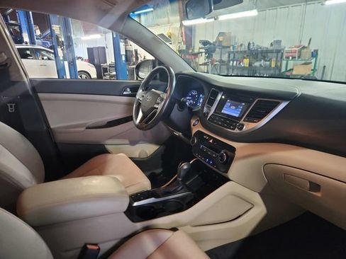 Used 2016 Hyundai Tucson Sport AWD/4WD image 20