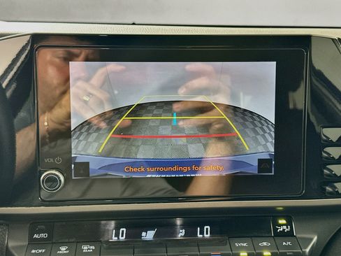 Used 2025 Toyota Camry LE FWD image 23