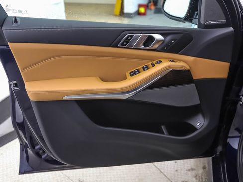 New 2026 BMW X5 xDrive50e w/ Executive Package image 9