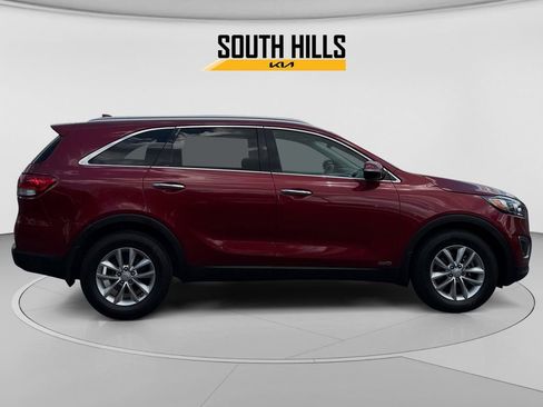 Used 2016 Kia Sorento AWD w/ LX Convenience Package image 6