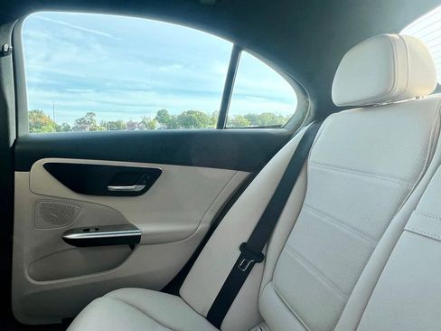 Certified 2023 Mercedes-Benz C 300 4MATIC Sedan image 17