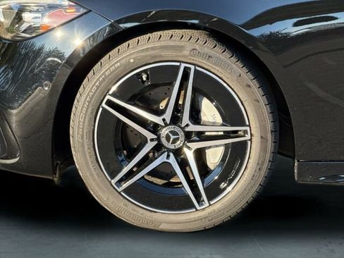 Used 2025 Mercedes-Benz C 300 Sedan image 35