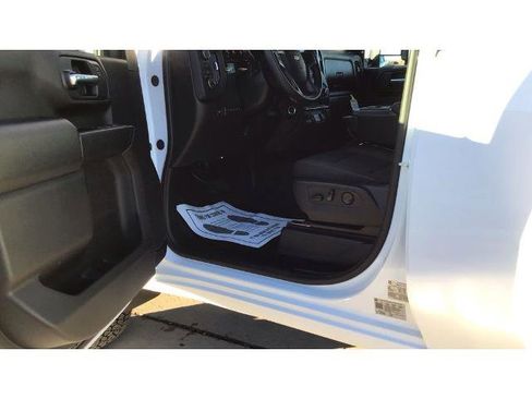 New 2026 Chevrolet Silverado 2500 Custom w/ Custom Convenience Package image 9