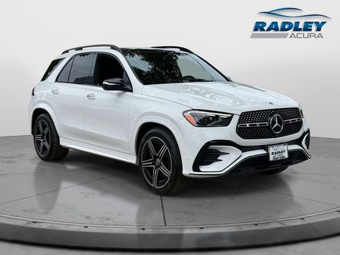 Used 2024 Mercedes-Benz GLE 450e 4MATIC w/ AMG Line Exterior image 1
