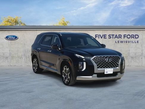 Used 2021 Hyundai Palisade Calligraphy FWD image 2