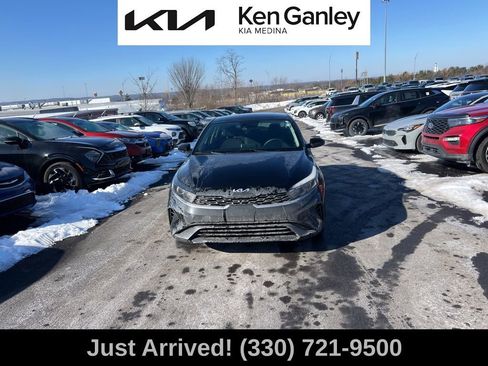 Certified 2023 Kia Forte LXS image 2