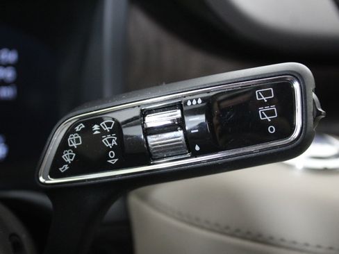 Used 2023 Lincoln Aviator Reserve w/ Equipment Group 201A image 33