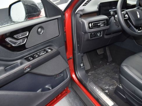 New 2025 Lincoln Aviator Reserve w/ Illumination Package image 10