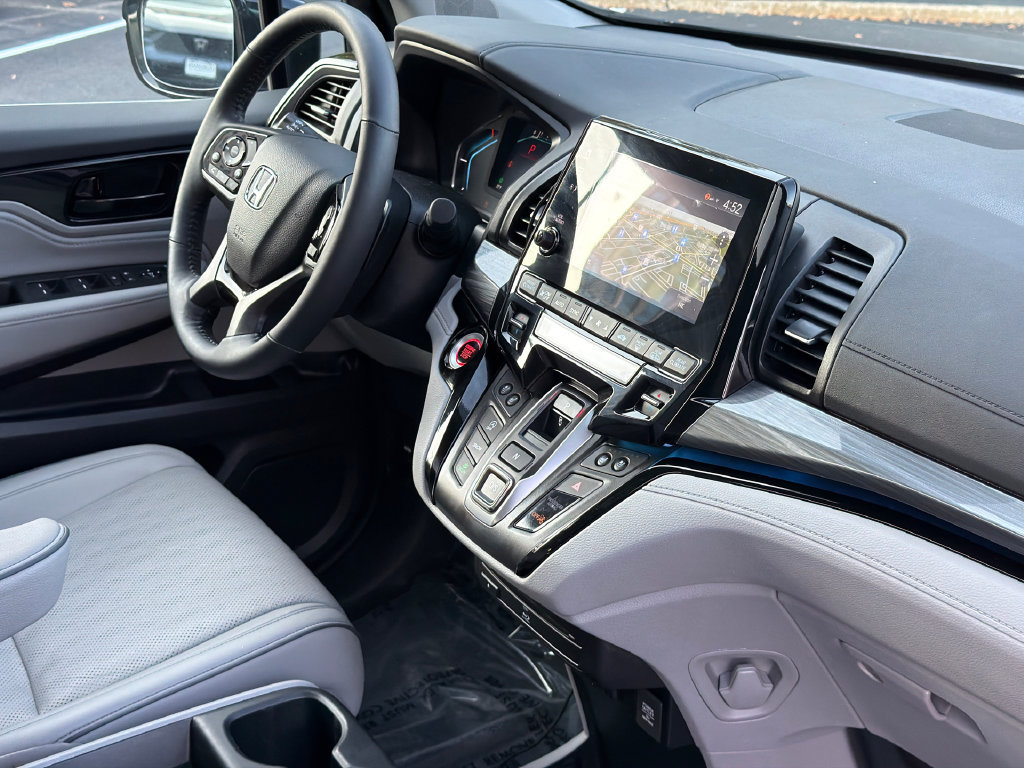 Used 2024 Honda Odyssey Elite image 10