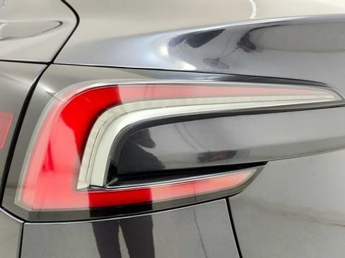 Used 2025 Tesla Model 3 RWD image 27