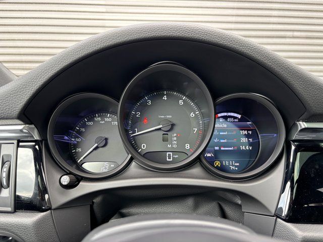 Certified 2026 Porsche Macan AWD/4WD image 17