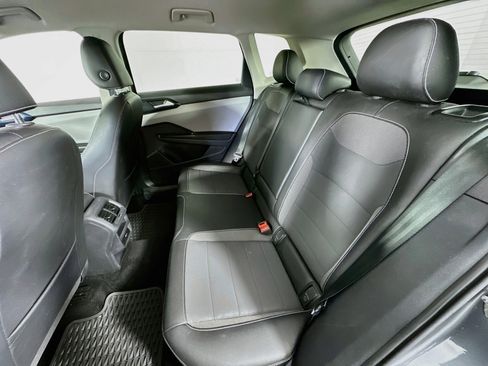 Used 2023 Volkswagen Taos SE FWD image 23