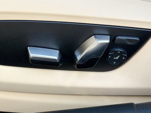 Used 2023 BMW 530i xDrive w/ Premium Package AWD/4WD image 25