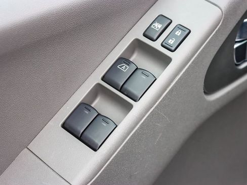 Used 2021 Nissan Frontier SV image 43