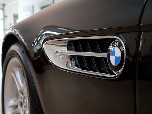 Used 2001 BMW Z8 RWD image 75