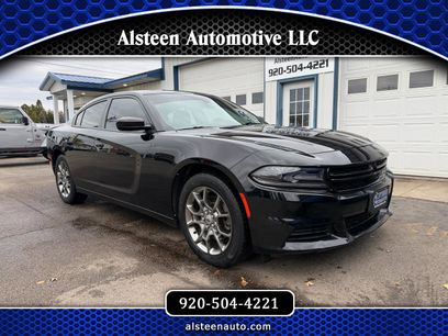 Used 2017 Dodge Charger SE w/ Power Sunroof Group