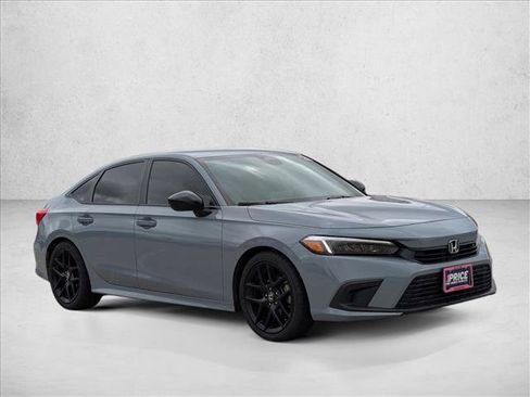 Used 2023 Honda Civic Sport image 3