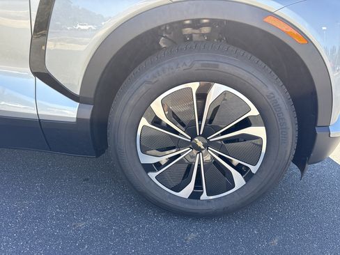 New 2026 Chevrolet Blazer EV LT image 14