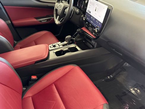 Used 2022 Lexus NX 350h AWD image 16