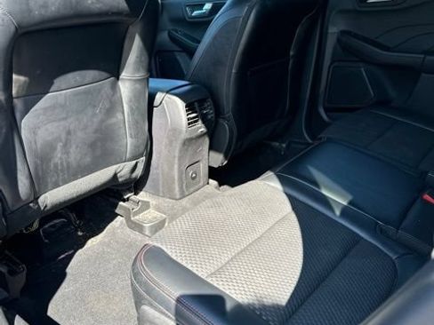 Used 2023 Ford Escape ST-Line w/ Tech Pack #1 AWD/4WD image 12