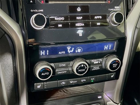 Used 2021 Subaru Ascent Limited w/ Technology Package image 15