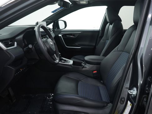 Used 2024 Toyota RAV4 XSE image 15
