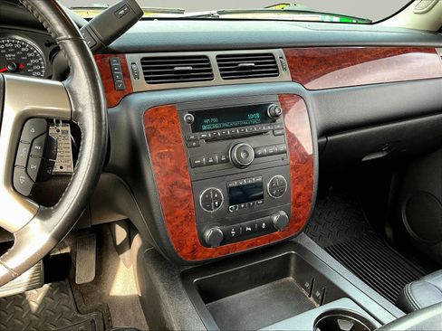 Used 2012 Chevrolet Tahoe LT AWD/4WD image 9