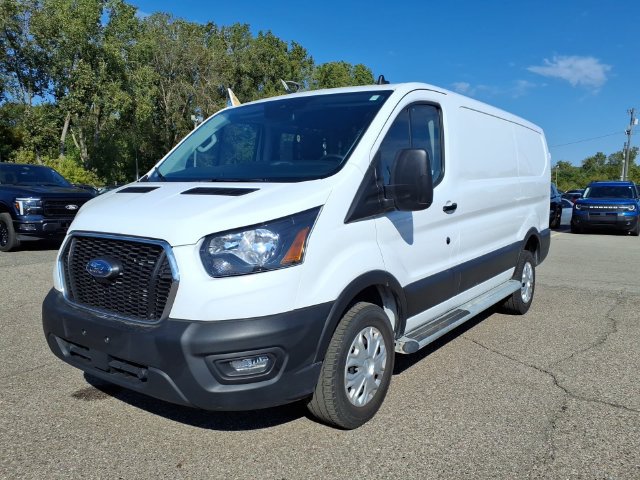 Certified 2025 Ford Transit 250 Low Roof w/ Exterior Upgrade Package RWD image 3