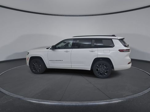 New 2026 Jeep Grand Cherokee L Limited AWD/4WD image 8