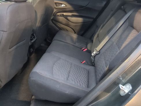 Used 2019 Chevrolet Equinox LT image 18