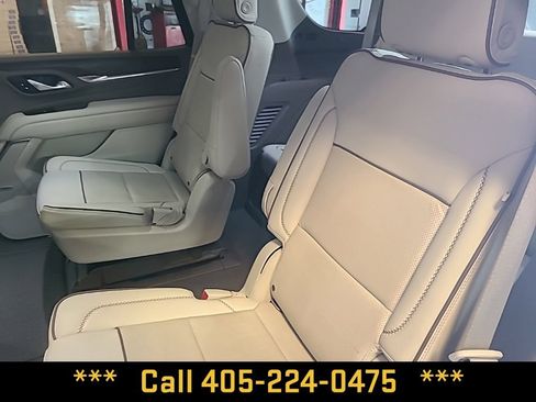 Used 2021 GMC Yukon Denali w/ Denali Premium Package AWD/4WD image 21