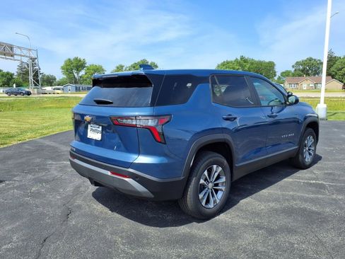 New 2026 Chevrolet Equinox LT w/ Convenience Package II image 3