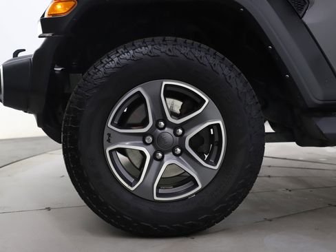 Used 2022 Jeep Wrangler Sport S image 25