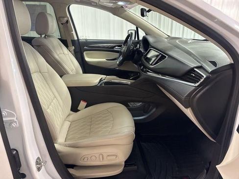 Used 2022 Buick Enclave Avenir w/ Trailering Package, 5000 lbs. image 23