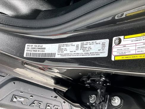 Used 2022 RAM 1500 Laramie AWD/4WD image 20