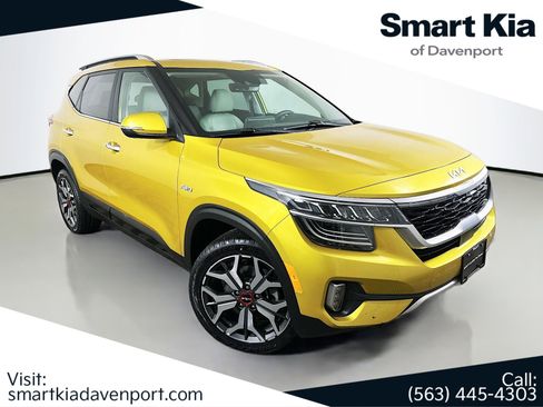 Certified 2022 Kia Seltos SX w/ Sunroof Package AWD/4WD image 1