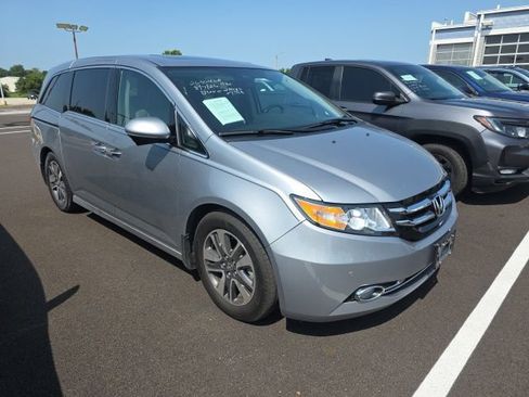 Used 2016 Honda Odyssey Touring image 5