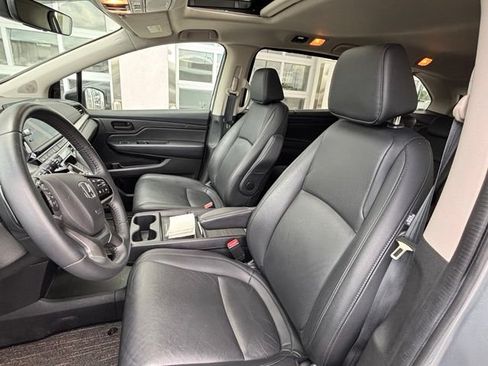 Used 2025 Honda Odyssey EX-L image 9