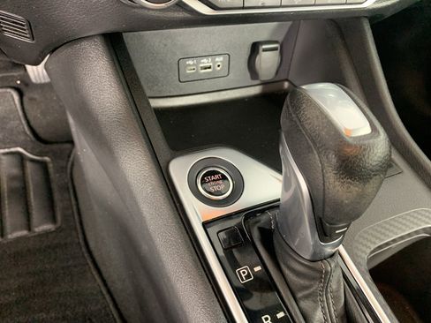 Used 2023 Nissan Sentra SV image 18