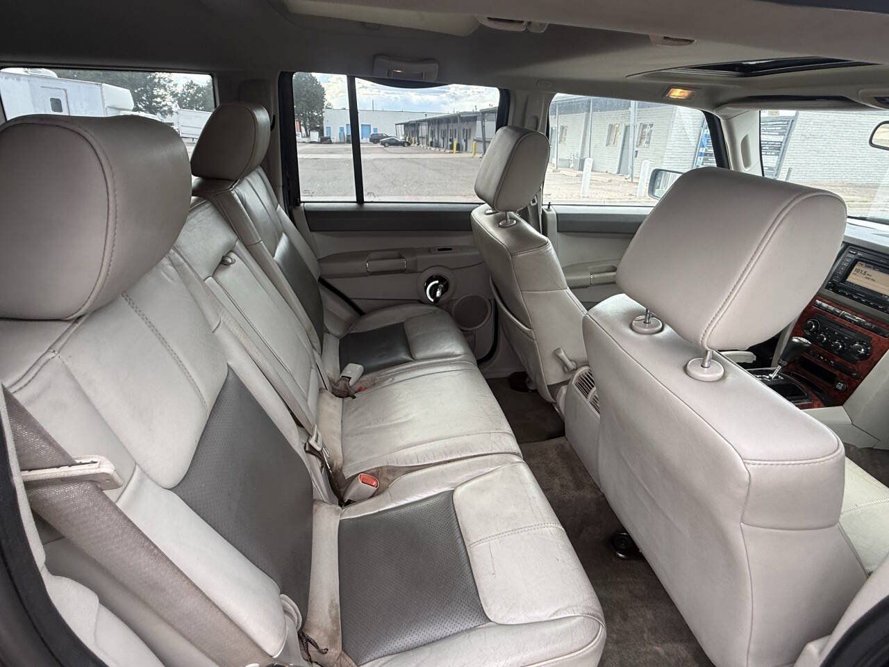 Used 2006 Jeep Commander Limited w/ Trailer Tow Group IV RWD image 21