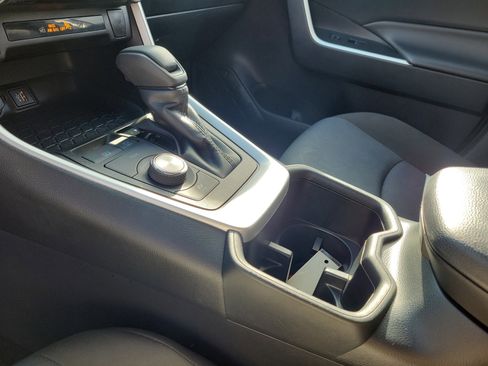 Used 2025 Toyota RAV4 XLE image 29