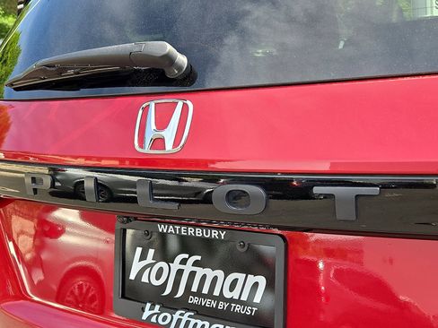 Used 2023 Honda Pilot Elite image 30