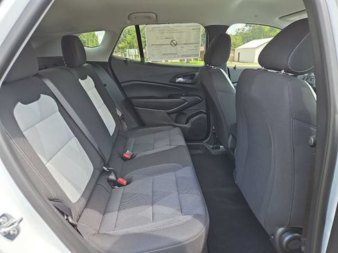 New 2026 Chevrolet Trax LS w/ LS Convenience Package FWD image 26