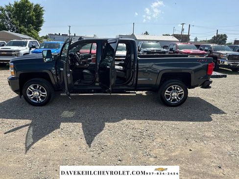 Used 2018 Chevrolet Silverado 2500 High Country w/ Duramax Plus Package AWD/4WD image 32